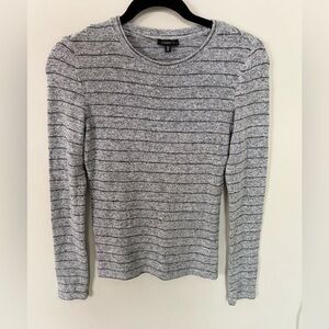 Size Small Dynamite top in grey super soft material - PTP is 15
